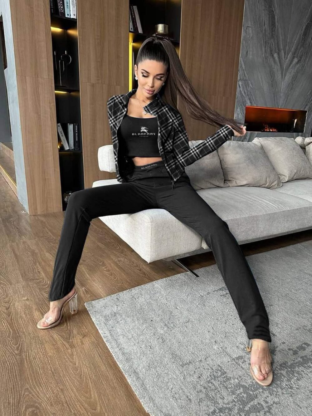 Спортен екип BRBRY от три части - Image 2